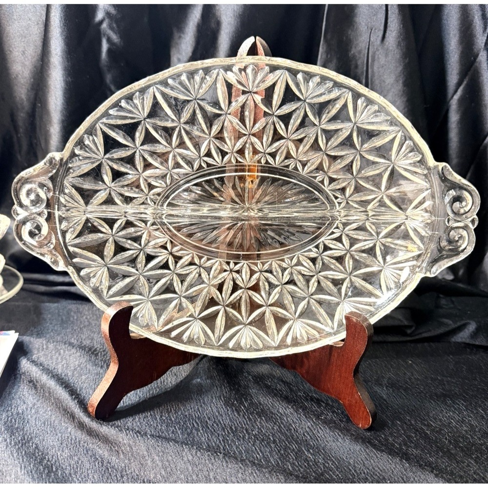 Vintage Anchor Hocking #4570‎ Fan Clear 2-Part Divided Glass Relish Dish (2818)